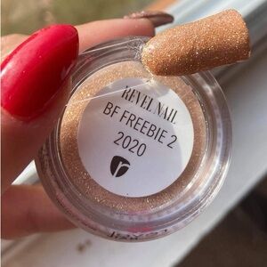 Revel Nail Black Friday Freebie 2 Glittery Gold